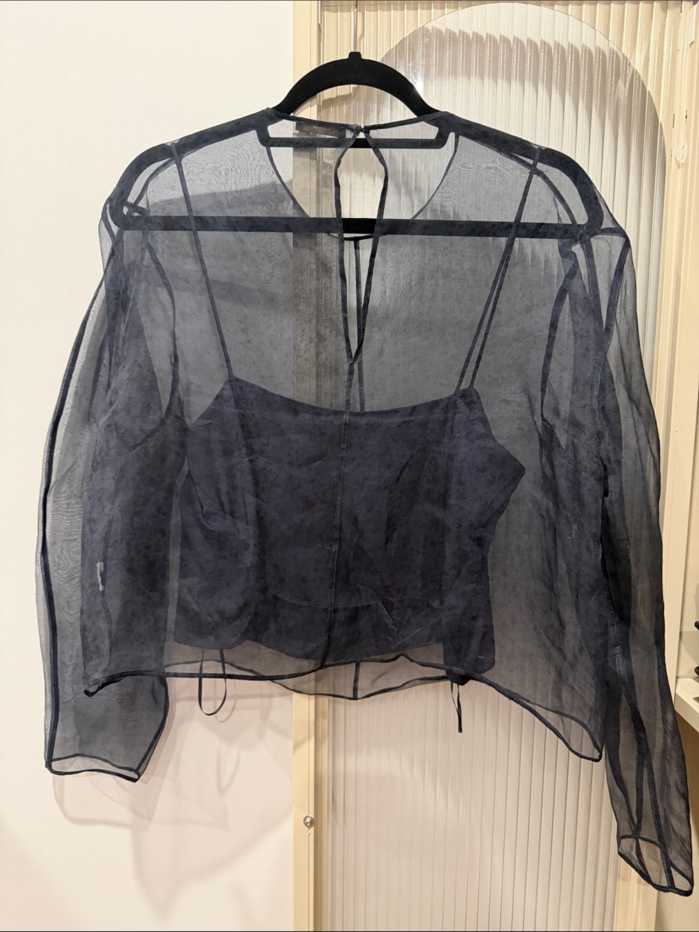 Massimo Dutti Navy Sheer Overlay with Spaghetti-Strap Cami sz M - Picture 4 of 4